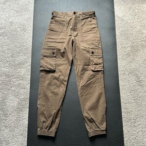 Wondery Outdoors Isabel Pants